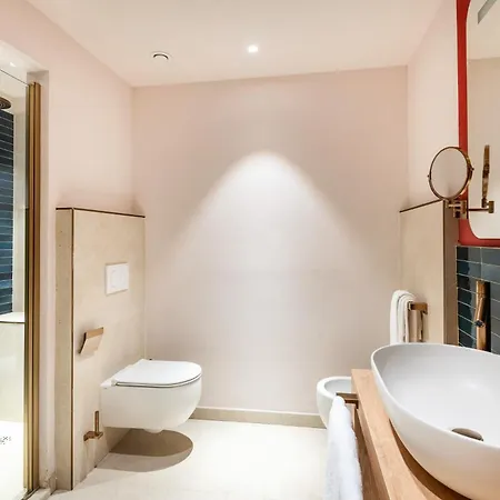 Voi Tanka Selected Villasimius