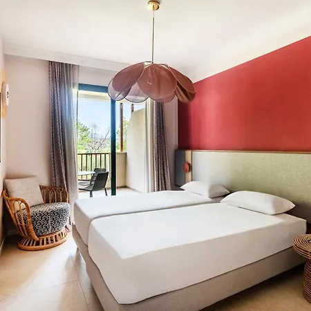 ホテル Voi Tanka Selected 4*